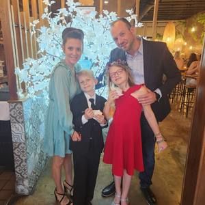 Meet your Posher, Debbie